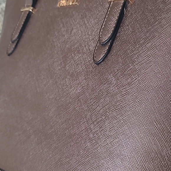 YZAOLL Gold Copper Stand-up Purse - Picture 13 of 14